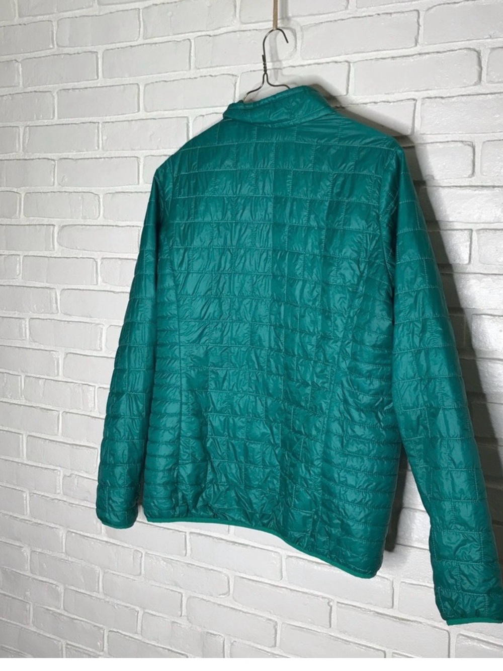 Patagonia Nano Puff Pull-over Women’s size XL - Picture 3 of 4